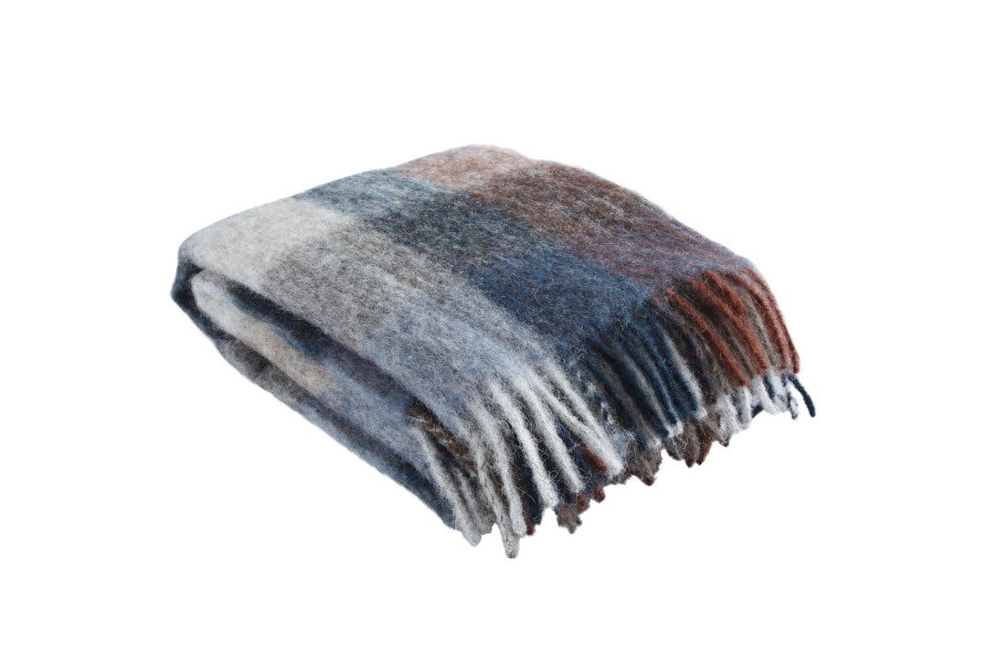 Kuschliges Karo: Wohndecke Ortensia (Alpaka, Mohair, Lammwolle, Poly­amid), 179 Franken bei Livique oder unter