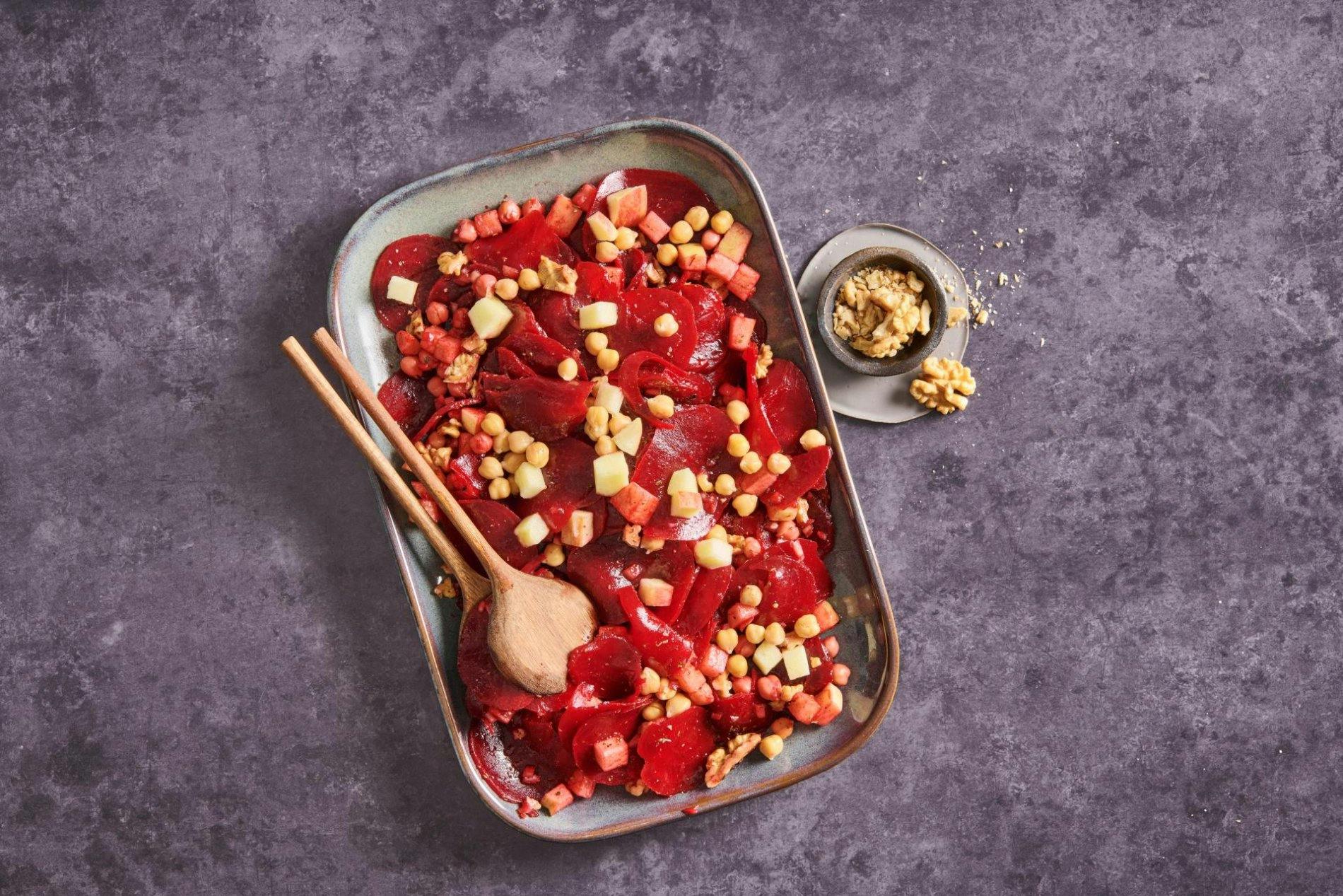 Apfel-Randensalat mit Kichererbsen
