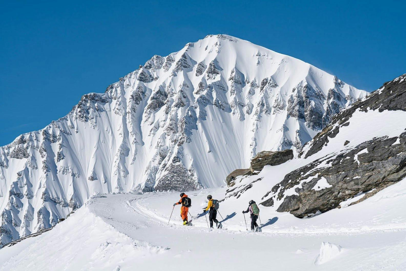 Abseits der Pisten locken Einsamkeit und traumhafte Aussichten.