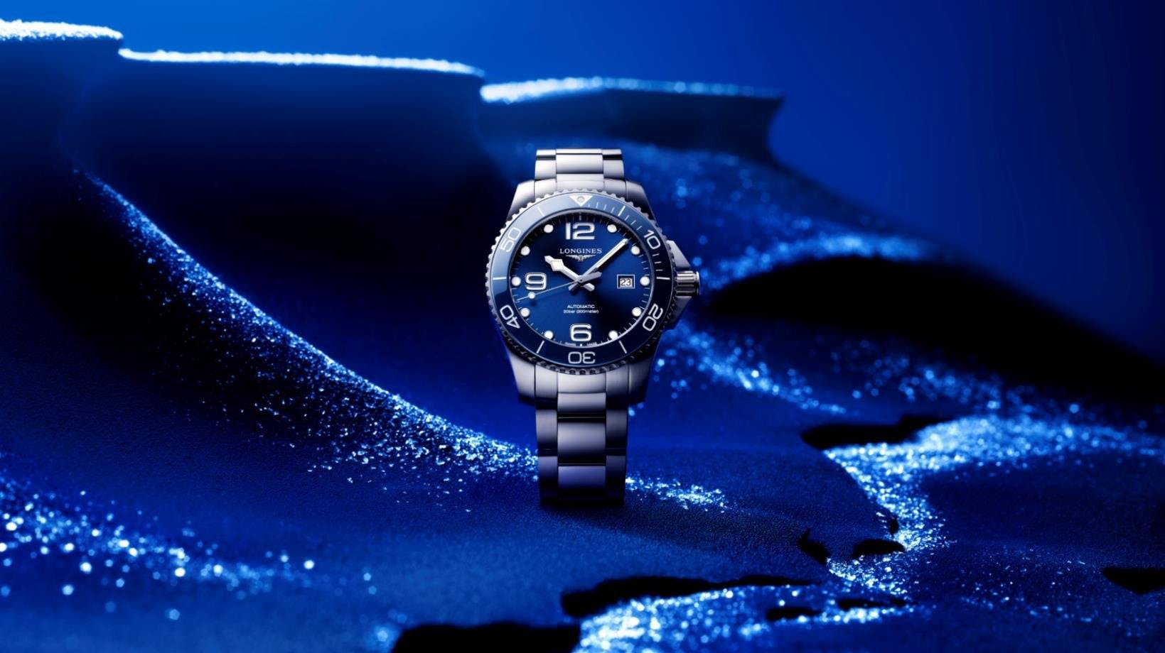 HydroConquest – L3.782.4.96.6 : 43.00 mm, automatique, cadran bleu soleillé, chiffres arabes appliques et indexes, Super-LumiNova®, heures, minutes, s...