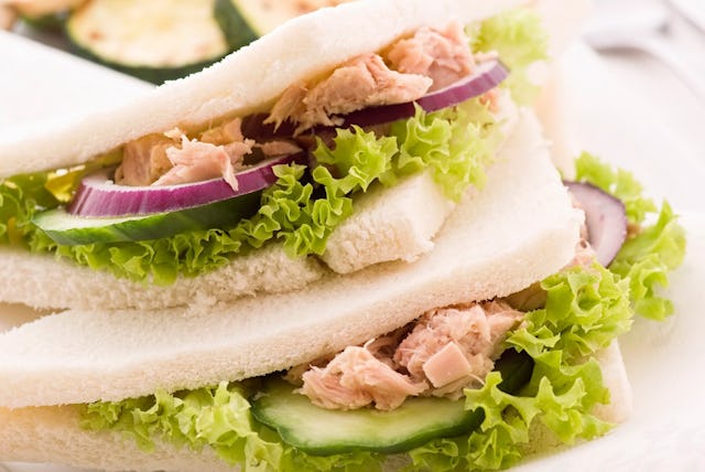 Obwohl es ursprünglich aus Turin stammt, ist es mittlerweile ein typischer venezianischer Snack: Tramezzino.