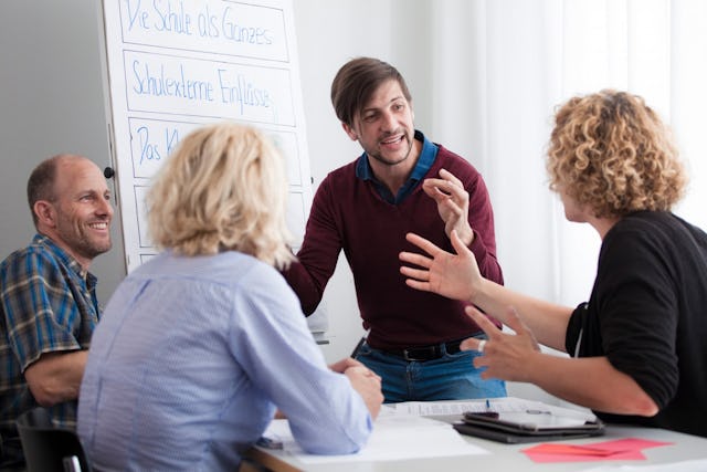 Der CAS «Mit Führungserfahrung eine Schule leiten» bereitet dich auf die Rolle als Schulleiter/in vor Der CAS «Mit Führungserfahrung eine Schule leiten» bereitet dich auf die Rolle als Schulleiter/in vor