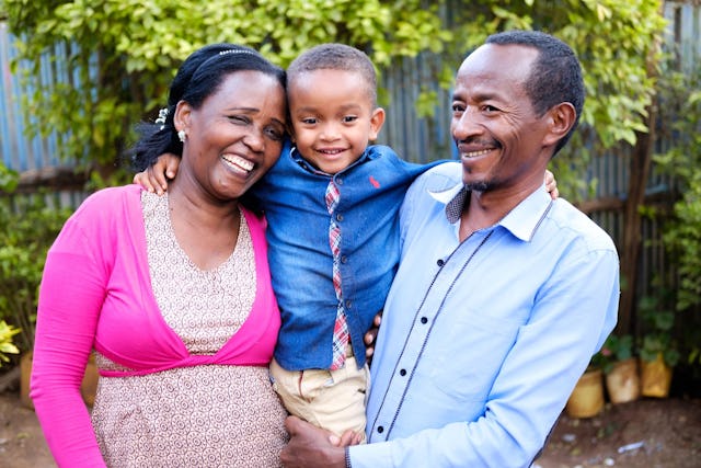 Geborgenheit ist unverzichtbar für ein gesundes Aufwachsen jedes Kindes.