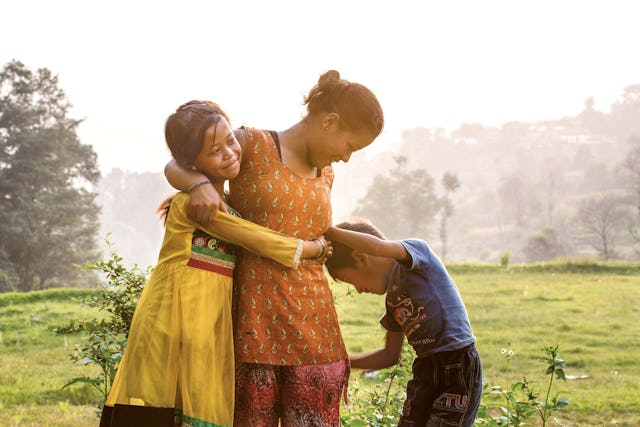 In einer starken Familie finden Kinder auch in schweren Zeiten Trost.