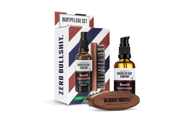 2 en 1 
Brosse et huile pour barbe Big Beard 
Box de Brooklyn Soap Company, 
29 fr. (huile, 50  ml) sur