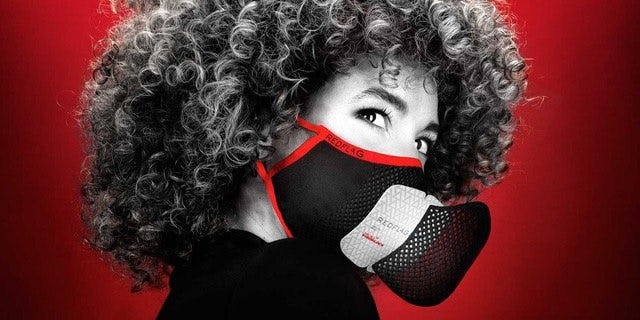 Le masque Redflag offre confort, style et protection maximale.