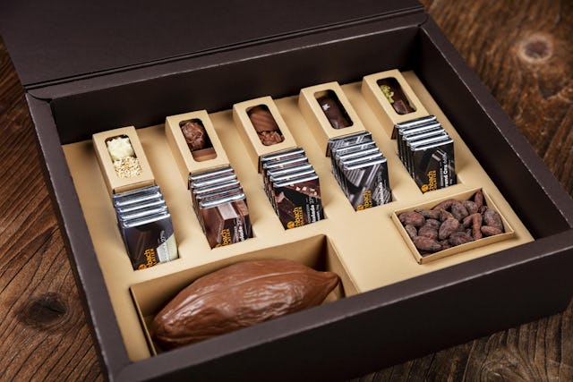Die Degustation ist ein echtes Erlebnis: Variationen aus Schokolade, Pralinés und Truffes.