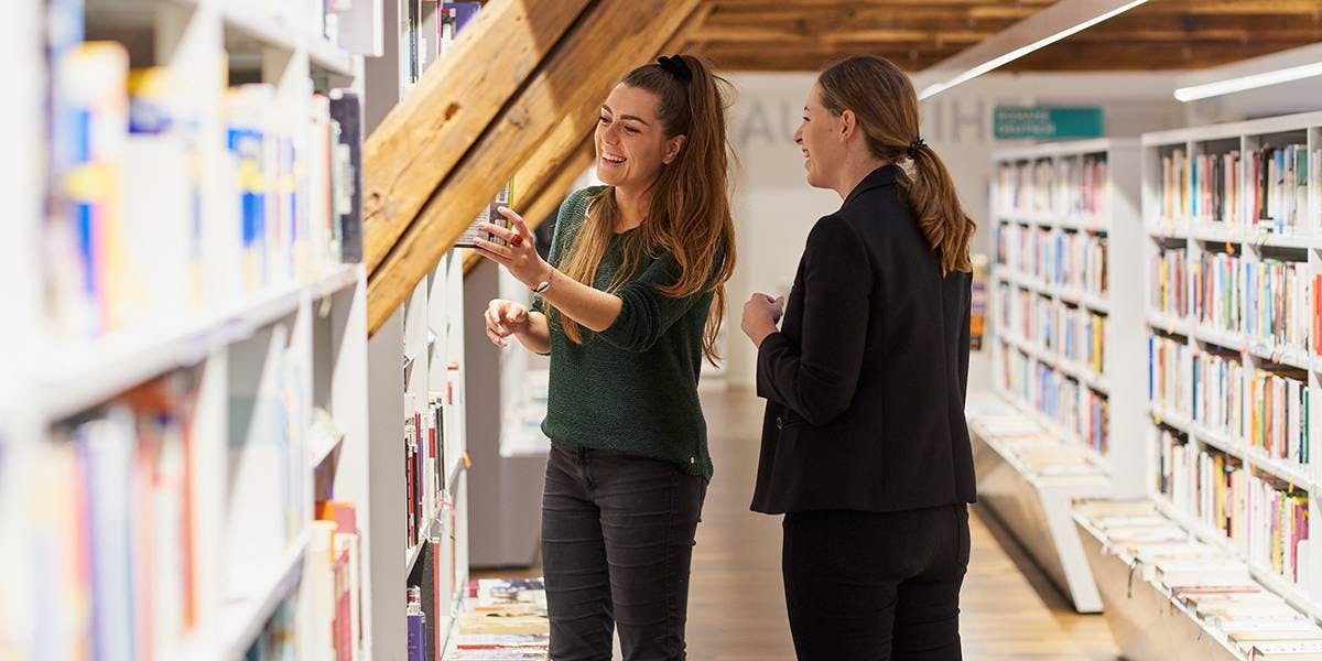 In der GGG Stadtbibliothek Basel ist für jeden etwas dabei – genauso für jedes Budget.