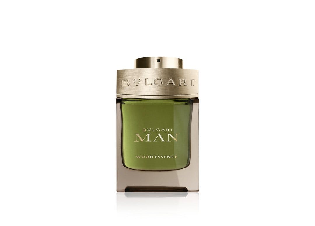 Boisé et aromatique:  
Bvlgari Man Wood Essence,
eau de parfum,
97 fr. 90 / 60 ml *