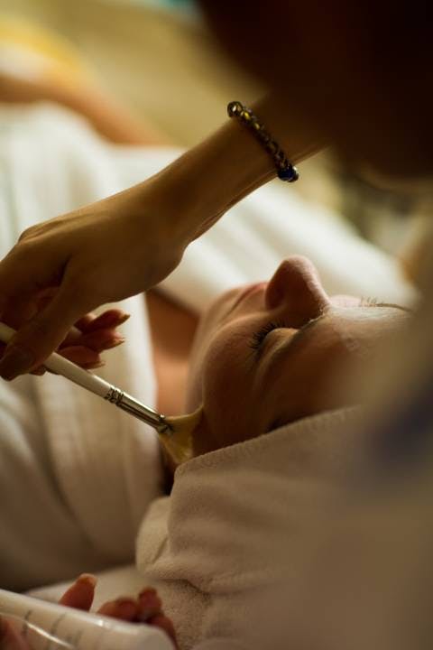 Kosmetikbehandlungen für sie und ihn.