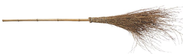 Attention au vol! Balai avec manche en bambou (210 cm), 7 fr. 95, Coop brico+loisirs.