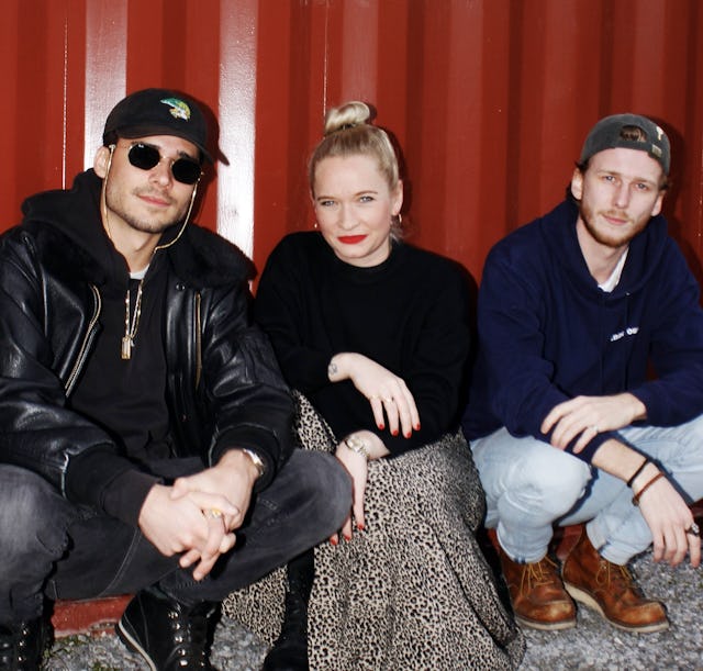 2020 war für uns alle ein schwieriges Jahr, umso mehr wollen wir einander im letzten Monat tun. Für die 20-Minuten-Radio-Hosts Freezy, Andrea und Moe steht der Advent deswegen im Zeichen des Schenkens. 2020 war für uns alle ein schwieriges Jahr, umso mehr wollen wir einander im letzten Monat tun. Für die 20-Minuten-Radio-Hosts Freezy, Andrea und Moe steht der Advent deswegen im Zeichen des Schenkens.