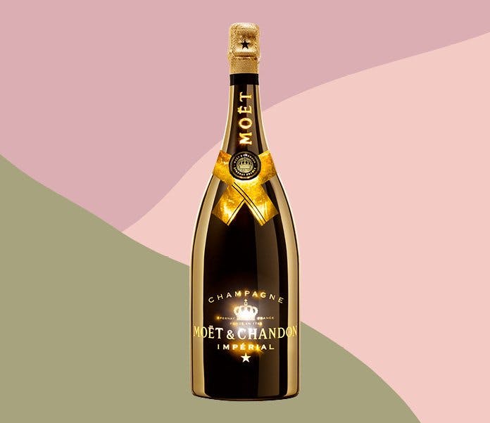 Das Highlight an jeder Party: Die 3-Liter-Jeroboam-Flasche leuchtet  dank integrierter LED-Beleuchtung im Dunkeln.