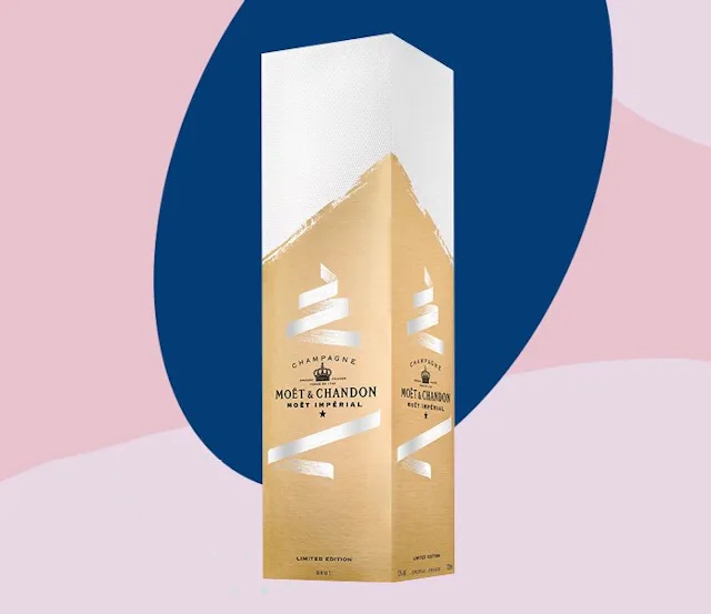 Tu passeras certainement un excellent moment avec le délicieux champagne de fin d'année Moët & Chandon Impérial Brut Edition Limitée. Un champagne idéal pour dire au revoir à cette année particulière et souhaiter de la meilleure façon la bienvenue à 2021.