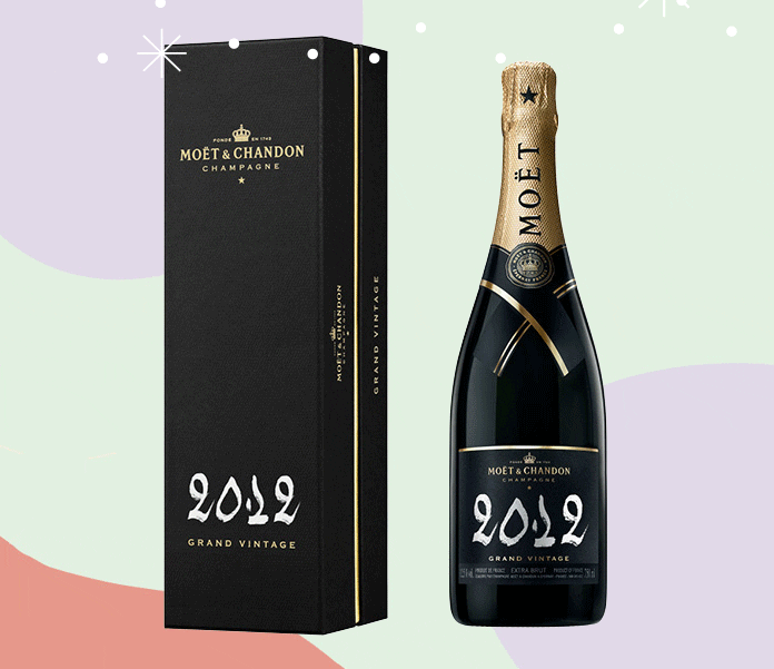 Trinquer à une bonne année: ce champagne millésimé spécial est le cadeau parfait pour ta prochaine invitation, grâce à son élégant coffret cadeau.