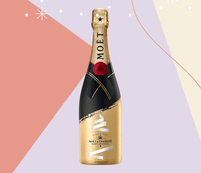 Welchen Wunsch hast Du für 2021? Moët & Chandon präsentiert zum Jahreswechsel die "Tie your wish" Limited Edition – eine schwarz und gold beschichtete Flasche, die das Versprechen eines glänzenden neuen Jahres feiert.