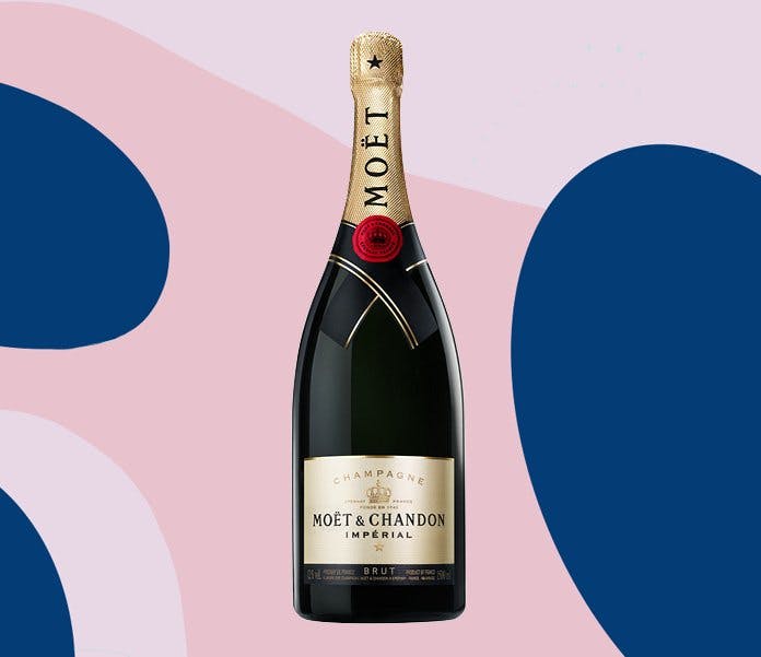 Das Beste zum Schluss: Glamourös und verführerisch präsentiert sich der Star von Moët & Chandon in der 1,5 Liter Magnum-Flasche. Happy New Year!