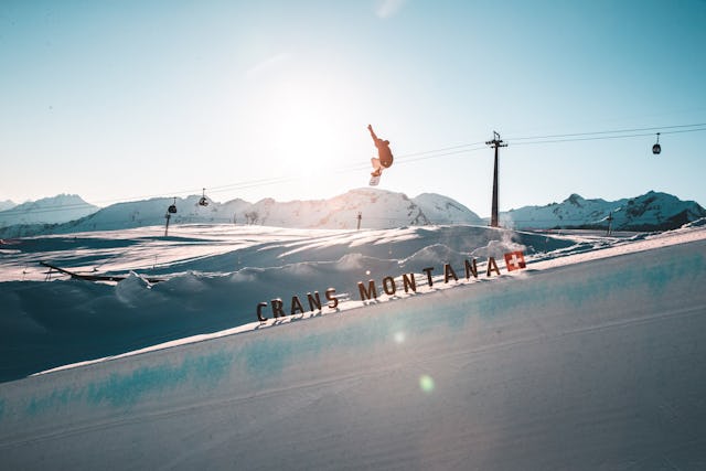 Eine der einzigen permanenten Superpipes der Welt steht in Crans-Montana!