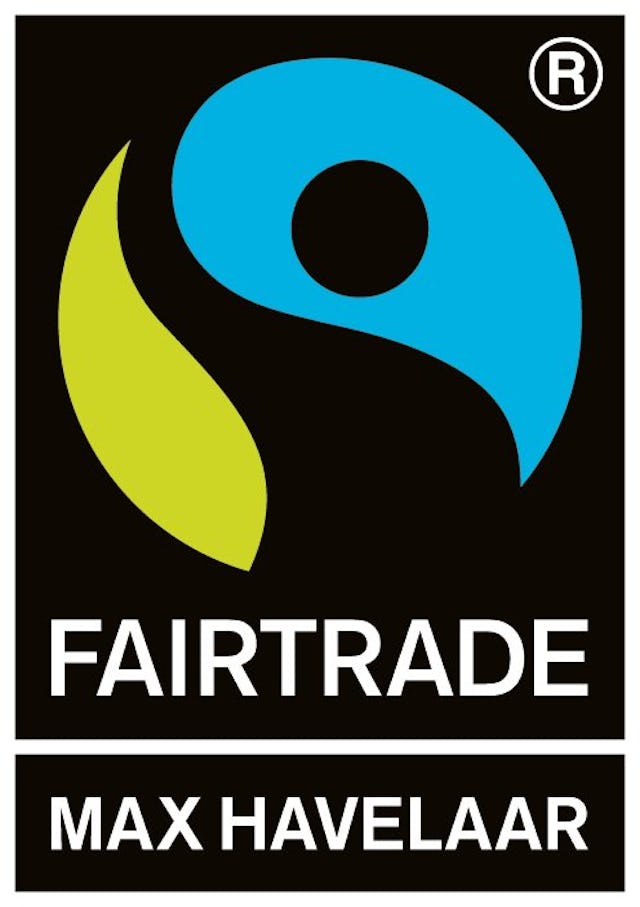 Label-Tipp: Fairtrade-zertifizierte Betriebe erfüllen zahlreiche Anforderungen, die eine nachhaltige und faire Produktion ermöglichen.