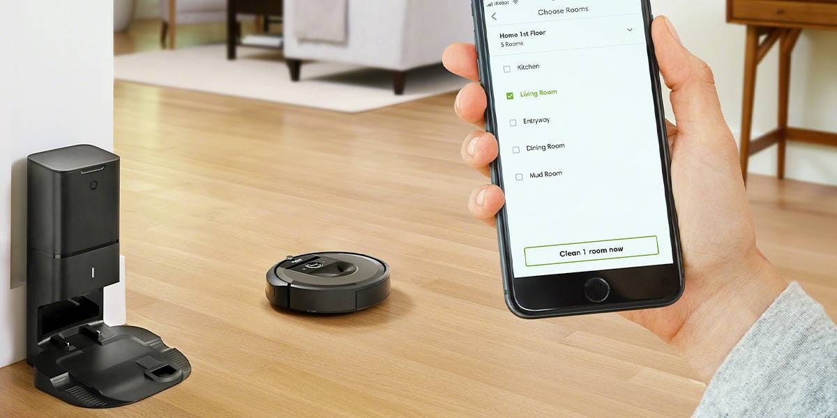 Oubliez l’aspirateur pendant des semaines: Le système d’autovidage Clean Base™ offre une solution très pratique.