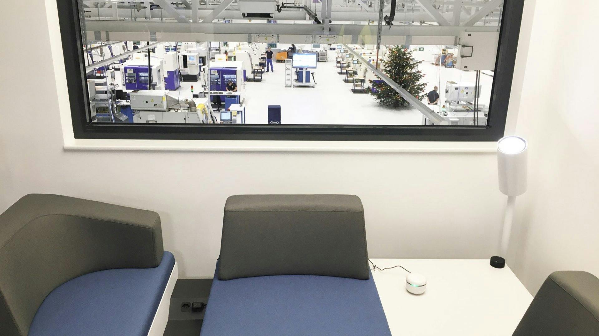 Beim international tätigen Werkzeughersteller Fraisa SA stellt CARU air den Betrieb sicher.