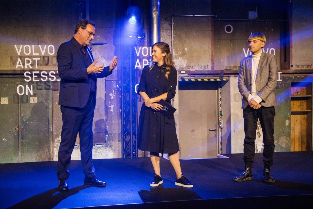 Des opinions différentes, mais dans la bonne humeur: le futuriste Gerd Leonhard, la présentatrice Eva Nidecker et Neil Harbisson, le cyborg, lors de l...