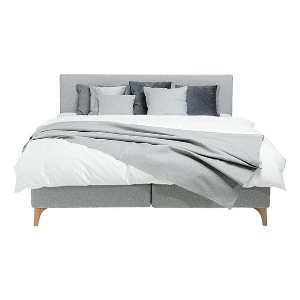 Wie auf Wolken 
Boxspringbett Rigoletto classic,
180 × 200 cm,  4937 Franken,
bei