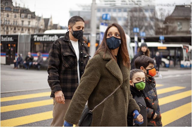 Bietet maximalen Schutz vor Viren: Die PREMIUM Clarion Living Maske von Eliko.