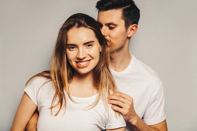 Chaque jour, des milliers de célibataires se connectent sur The Casual Lounge pour trouver un ou une partenaire de flirt.