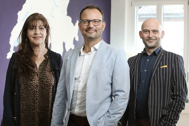 Trois agents locaux de l'agence immobilière Neho.