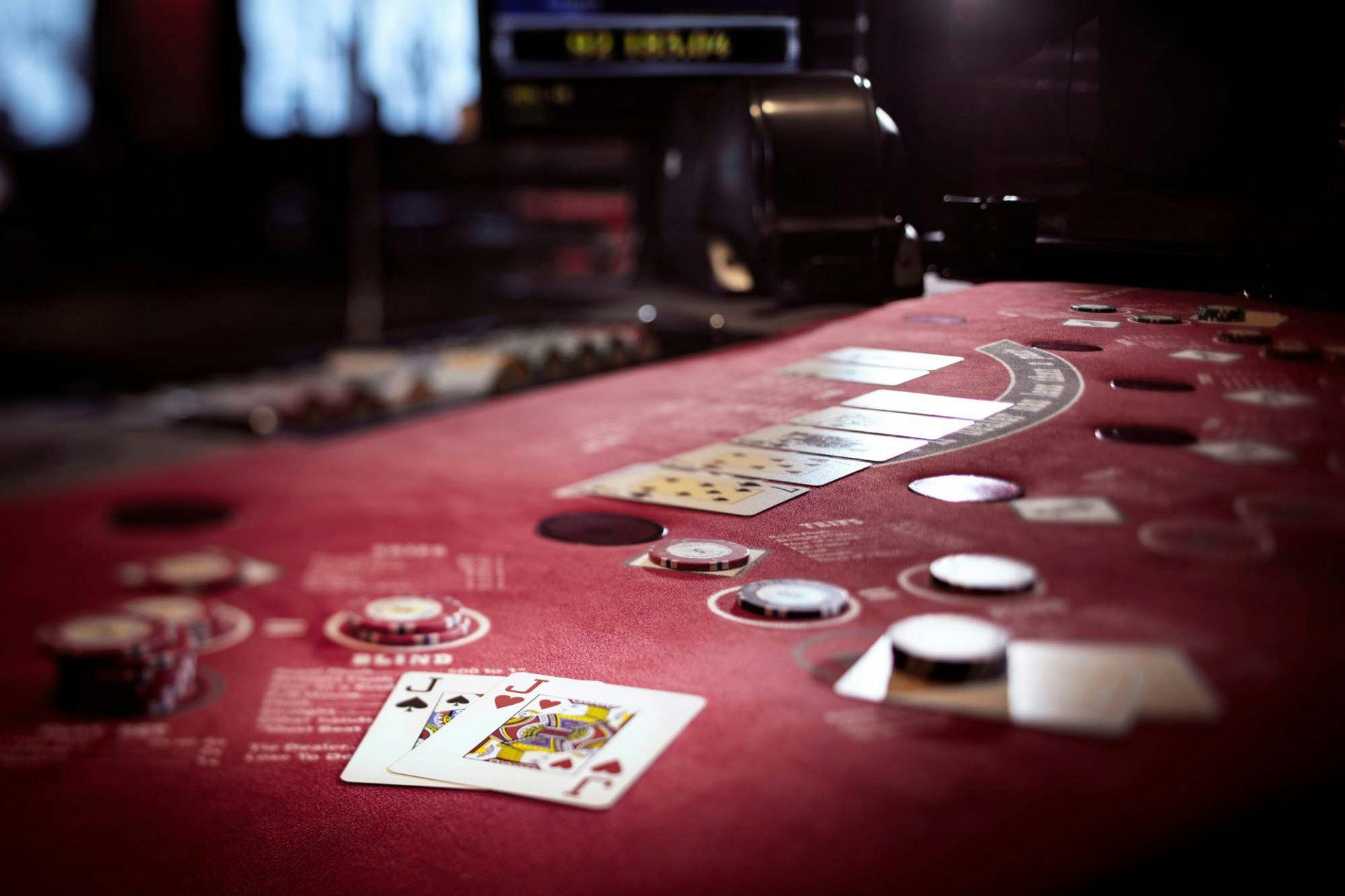 Regarde bien les cartes communes.