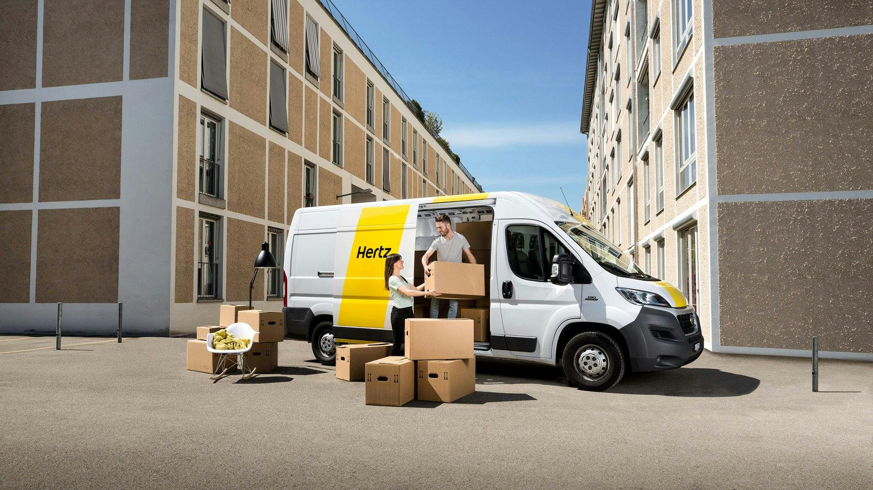 Dans son élément: un van Hertz c’est bien sûr aussi le partenaire idéal pour déménager.