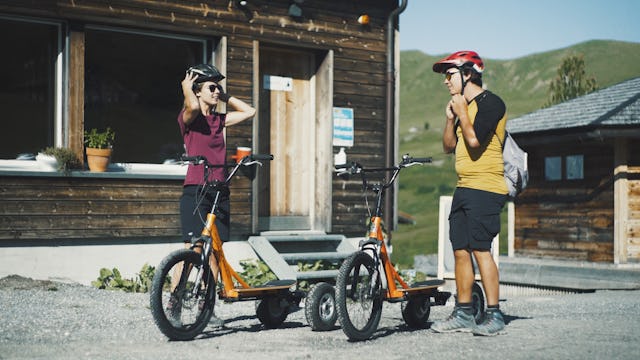 Eine steile Bikeboard-Abfahrt muss man zumindest einmal im Leben gemacht haben.