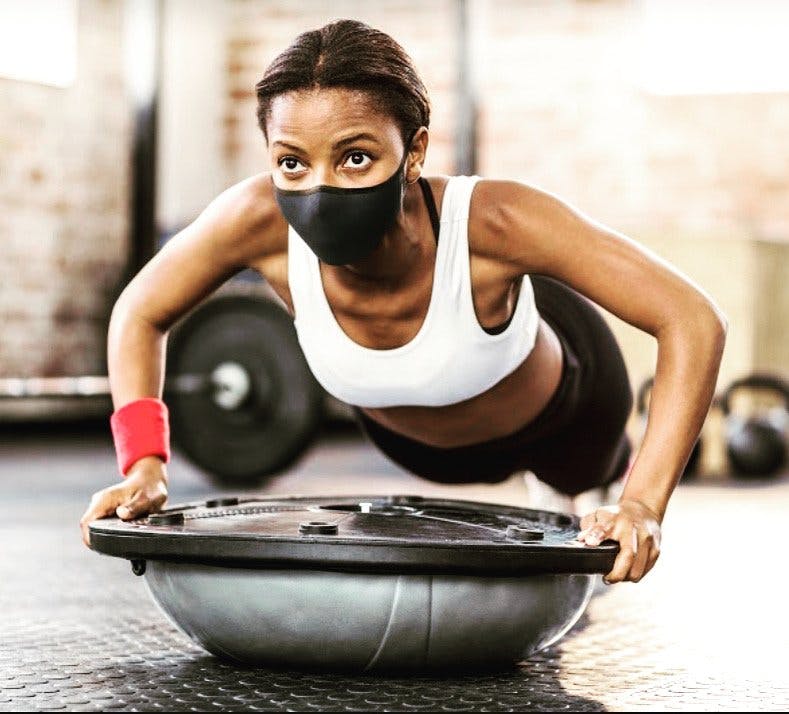 Atmungsaktiv trotz festem Halt.