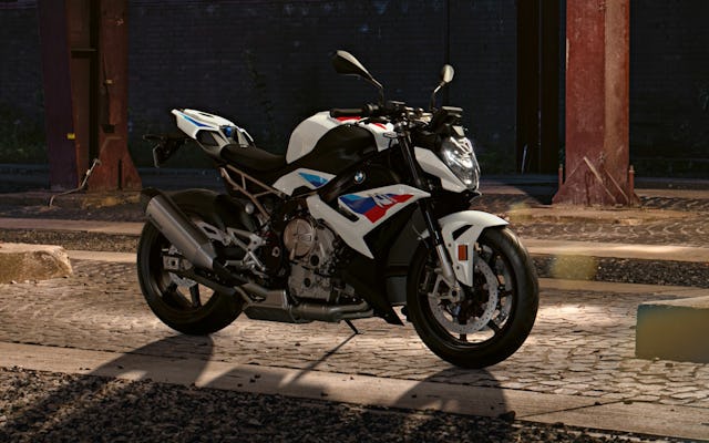 Imperdibile anteprima live della BMW S 1000 R.