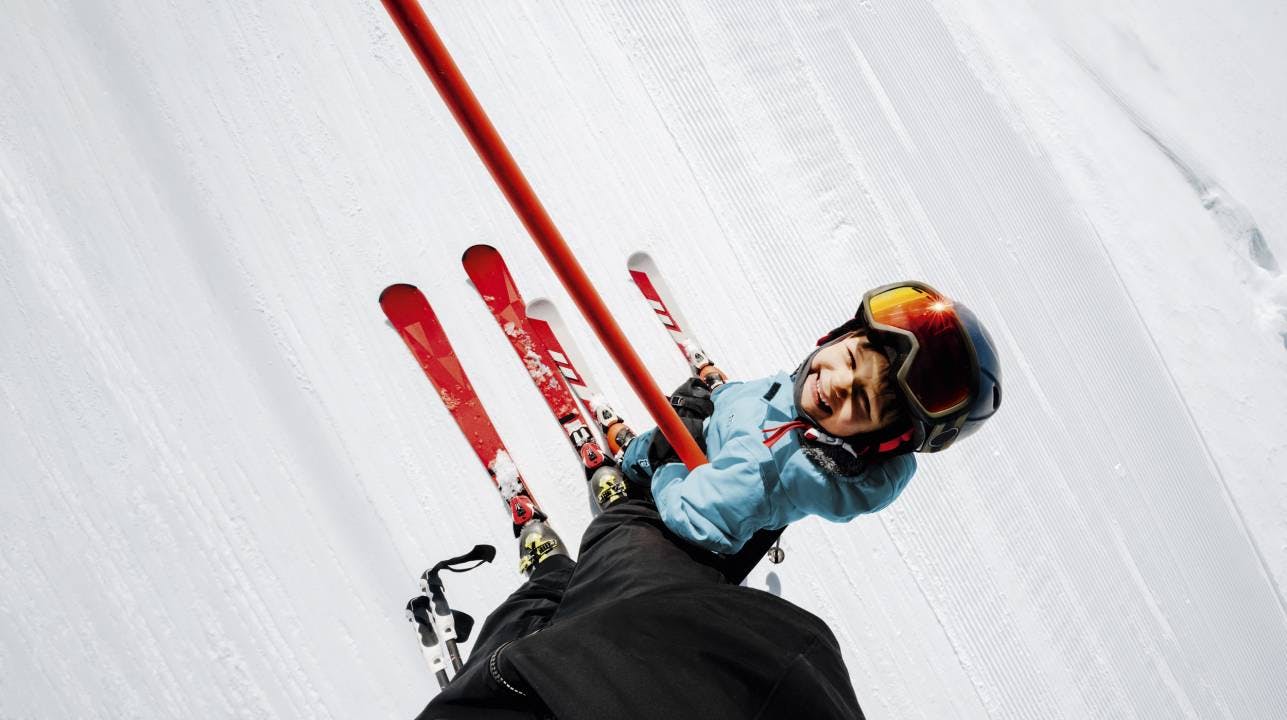 Finde am 14. Dezember gratis den richtigen Skilehrer für deine Sprösslinge.