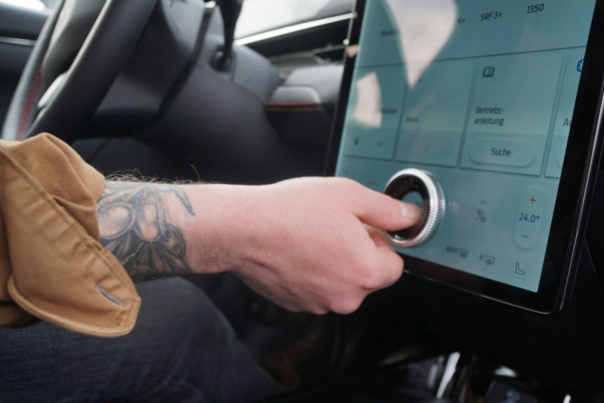 Die Musik spielt im Leben des unbekannten Fahrers eine wichtige Rolle…