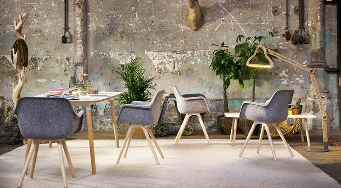 Formidable et durable: la chaise Felt est fabriquée à partir de 60 bouteilles PET recyclées.