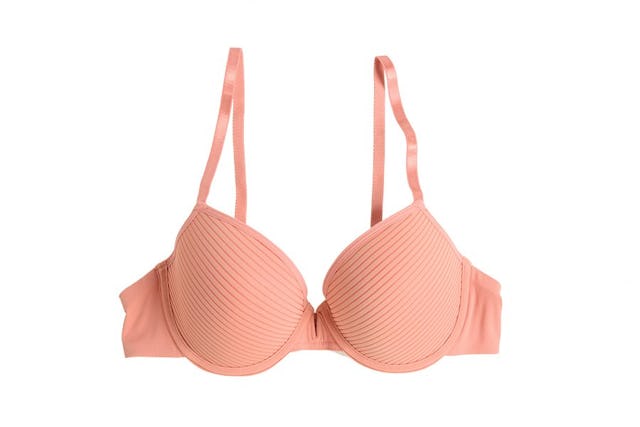 Alles eingepackt: Schalen-BH von Nulu, Fr. 29.95, bei Coop City.