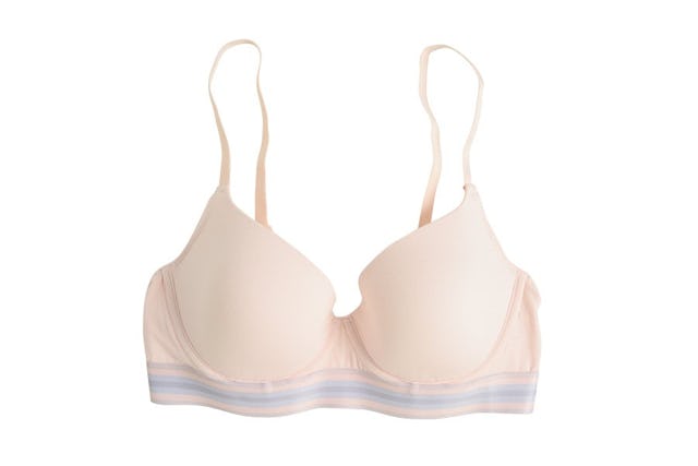 Für unters T-Shirt: BH von Naturaline,  Fr. 34.95, bei Coop City.