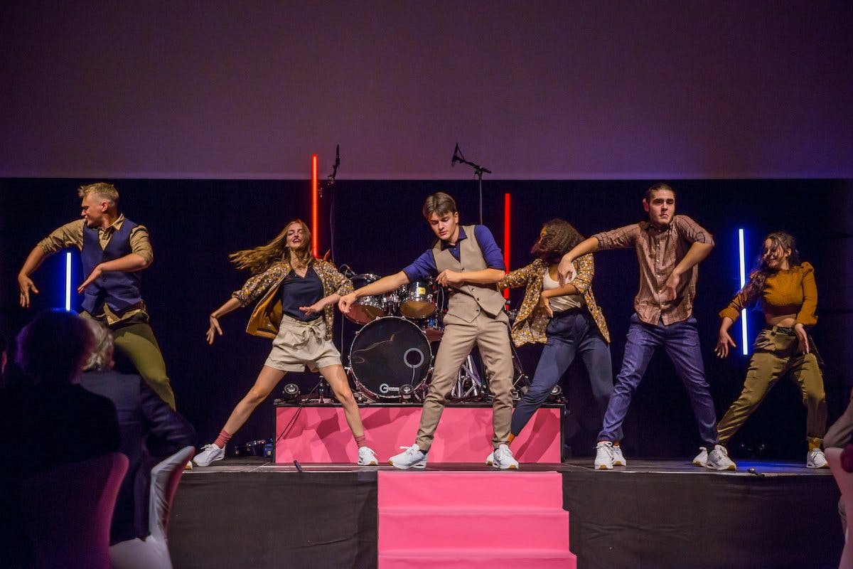 Der einstudierte Tanz wird an der diesjährigen PINK RIBBON MUSIC GALA vom 30. Oktober 2021 im Grand Hotel Dolder aufgeführt.