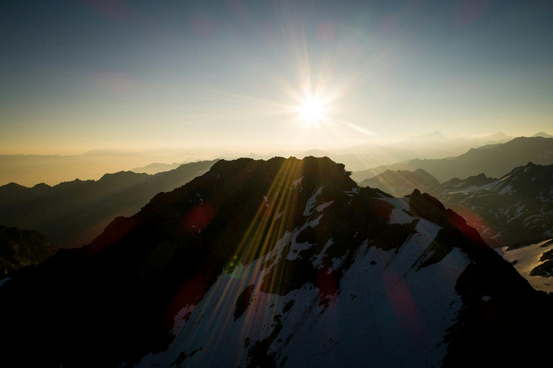 Sonnenaufgang auf dem Mont Fort