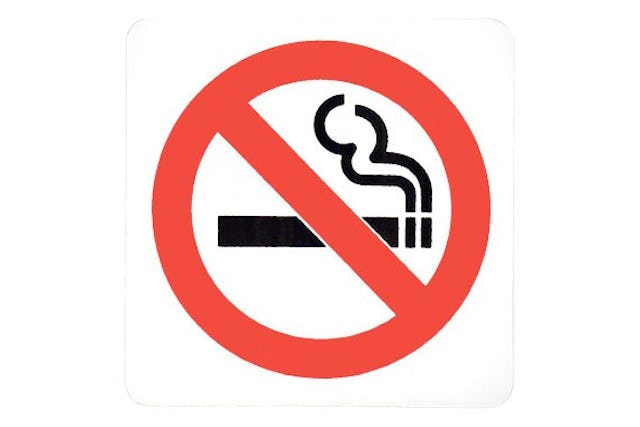 Zigi aus! Schild Rauchen verboten, Fr. 7.10, bei Coop Bau + Hobby.