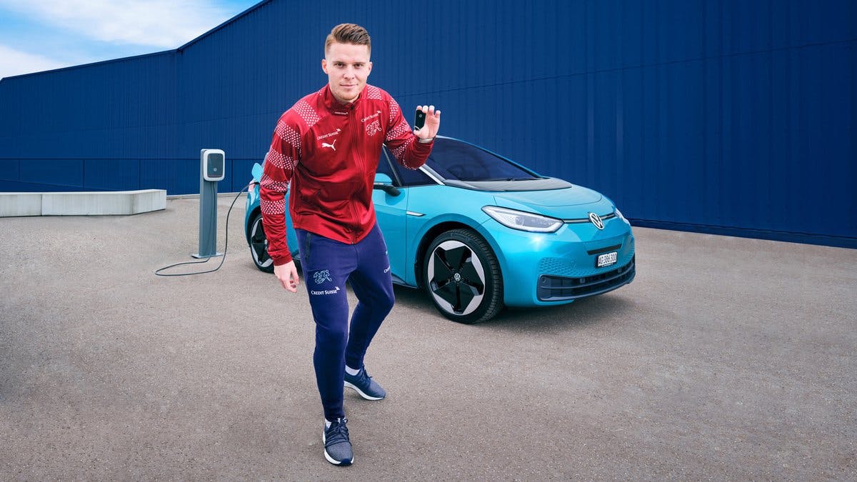 Nico est sur la route pour 24 heures avec l'ID.3 - après quelques arrêts dans les environs de Zürich, c'est l'Engadine pour lui.