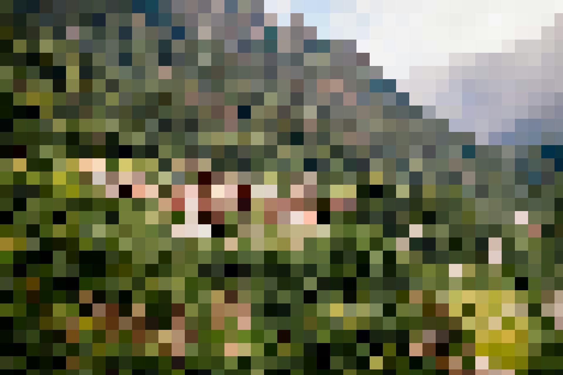 Soazza se trouve sur une terrasse à flanc de colline.