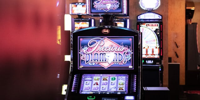 Die Geschichte der Spielautomaten geht rund 130 Jahre zurück.