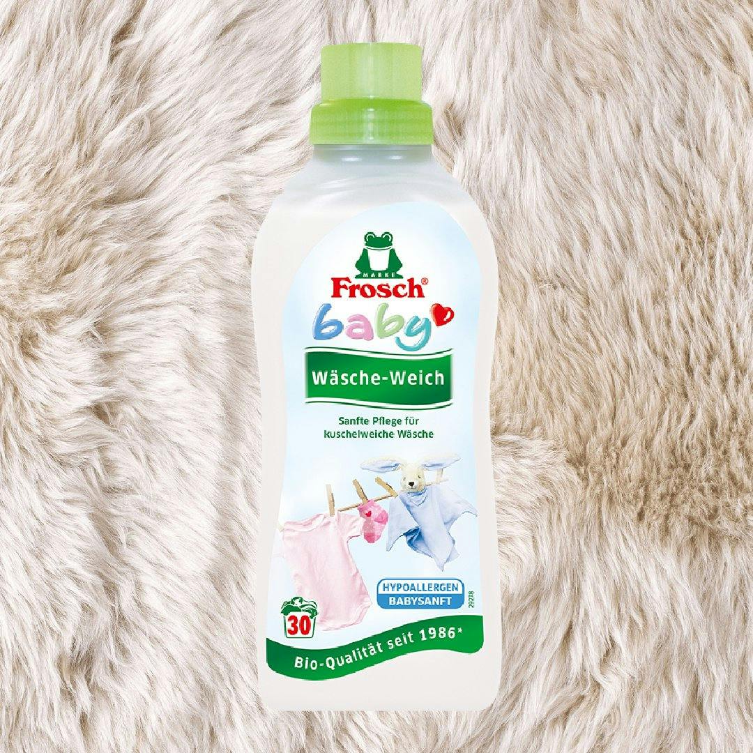 Frosch Baby, die spezielle Linie für die Allerkleinsten, bietet Reinigungs- und Wäschepflege-Produkte, die schonend zur Haut sind und die Umwelt nicht...