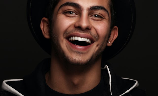 Avec les bons outils, avoir un sourire blanc n'est pas compliqué.