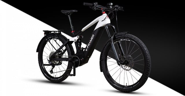 Vollfederung, Schutzblech, Gepäckträger und Veloständer – das SUV E-Bike ist überall in seinem Element. Und macht dank 410 Prozent Unterstützung vor keinem Hügel halt.