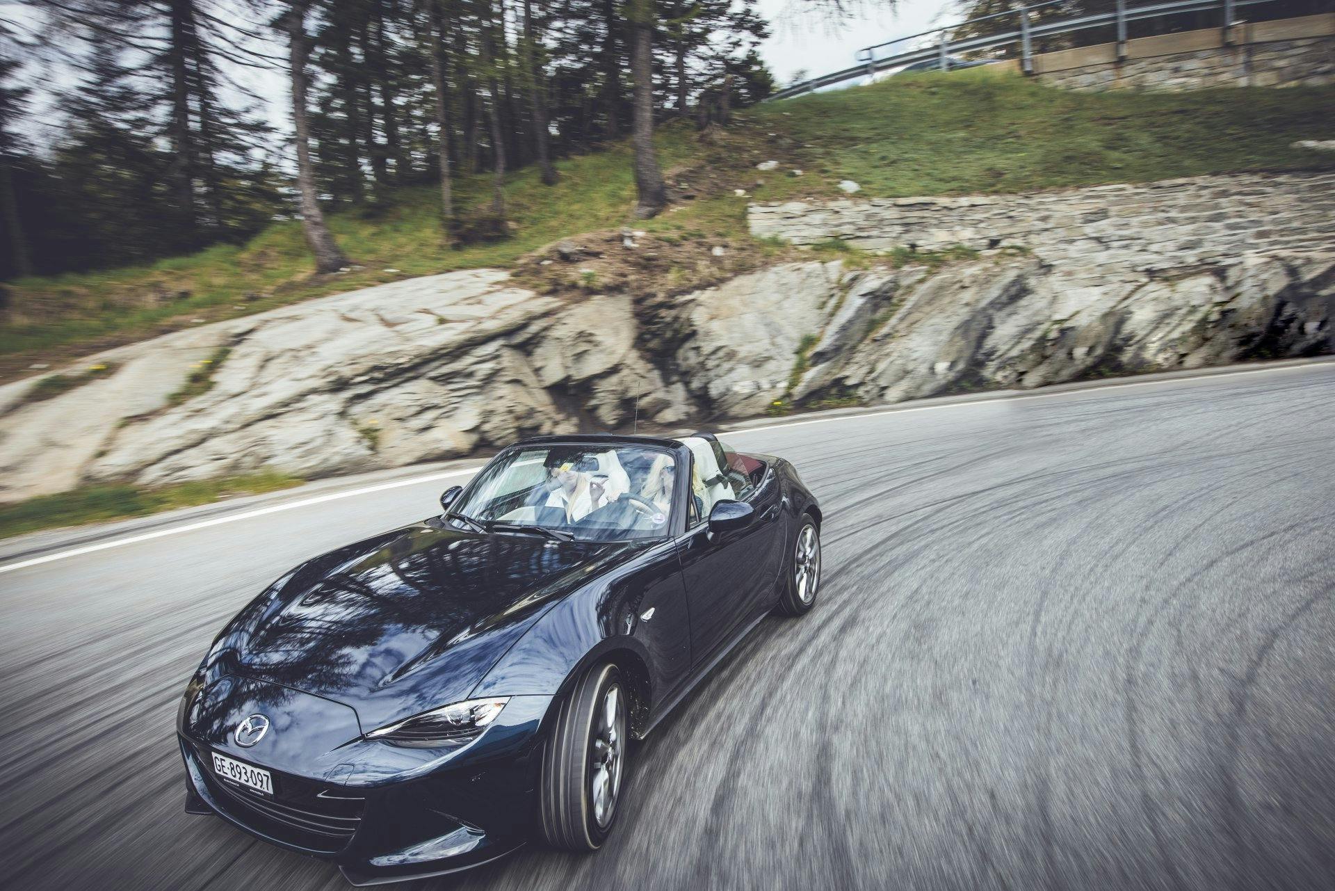 «So viele enge Kurven fahre ich sonst nur mit dem Bike», sagt Kristin Atzeni.